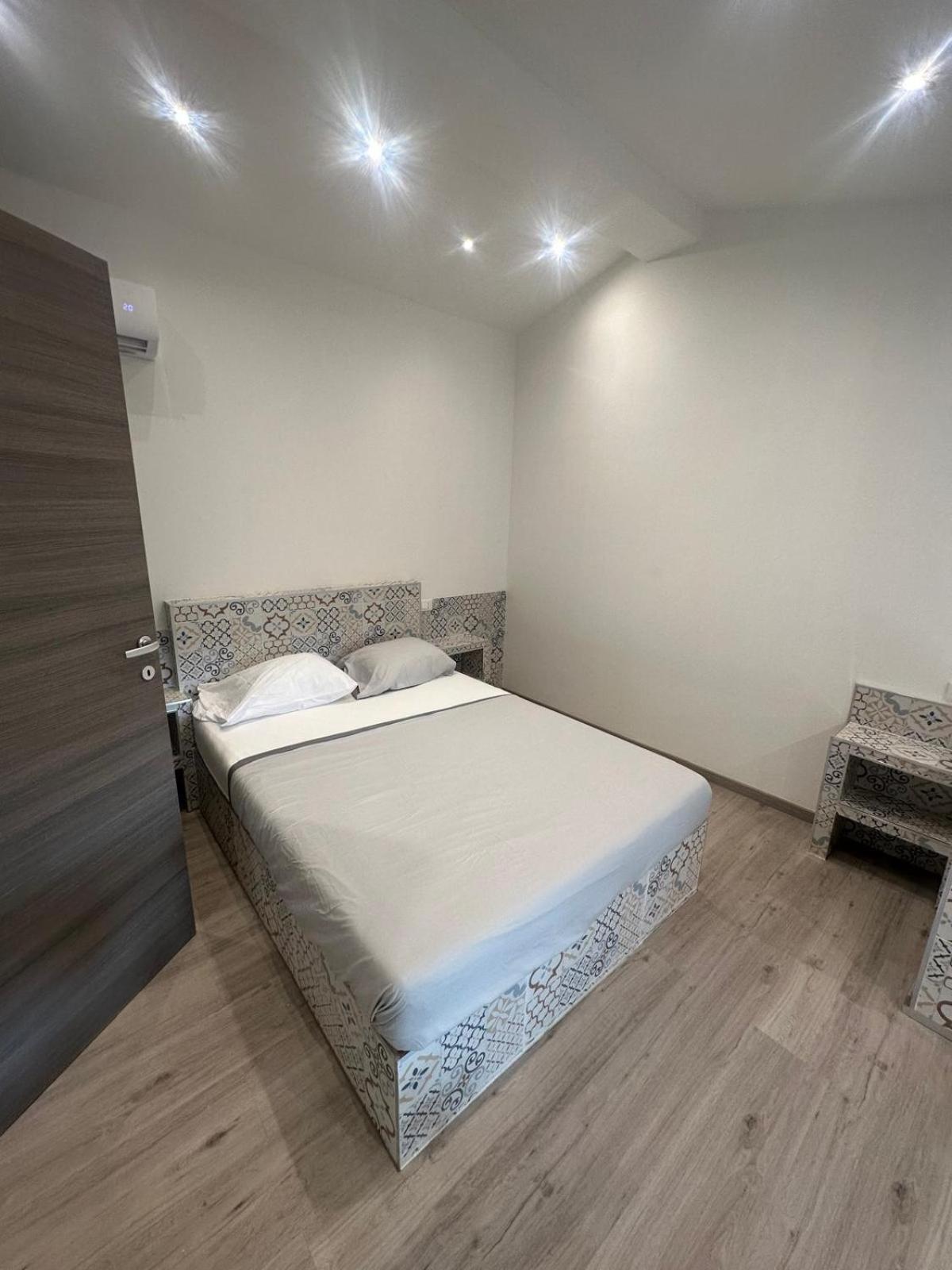 Oh Apartments Fiera Verona Exterior photo
